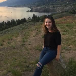 Meet your Posher, Christina